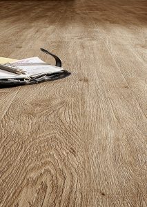 md_DES_Deluxe_555__5424_Imperial_Oak_V4_det_fro_h